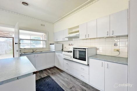 Property photo of 77 Ormond Road East Geelong VIC 3219