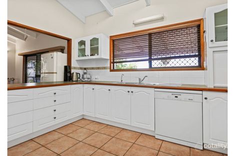 Property photo of 23 Cypress Close Kin Kora QLD 4680
