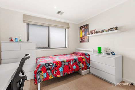 Property photo of 12 Harcrest Boulevard Wantirna South VIC 3152