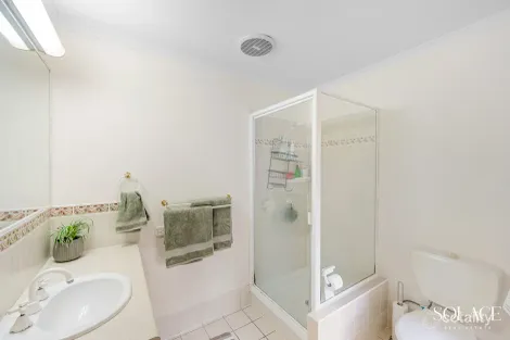 Property photo of 8 Fairbairn Place Clinton QLD 4680