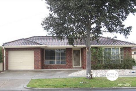 2/24 Winifred St, St Albans, VIC 3021