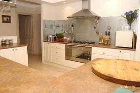 Property photo of 18 Lockhart Drive Rosebud VIC 3939