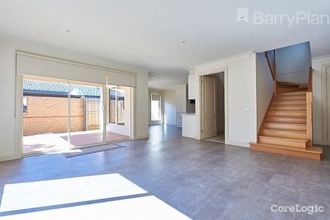 Property photo of 2/67 Willesden Road Hughesdale VIC 3166