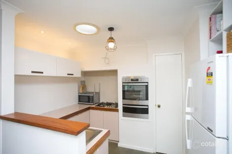 Property photo of 4/100 Royal Street Tuart Hill WA 6060