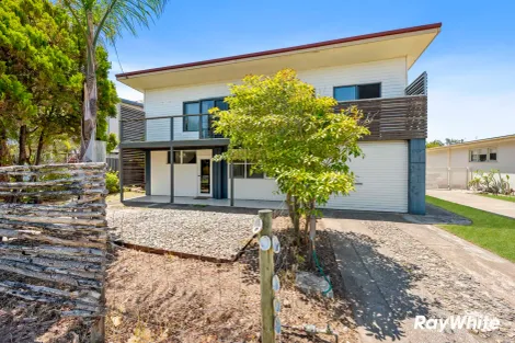 Property photo of 104 Sunpatch Parade Tomakin NSW 2537