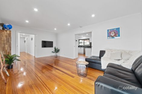 Property photo of 73 Grimwade Crescent Frankston VIC 3199
