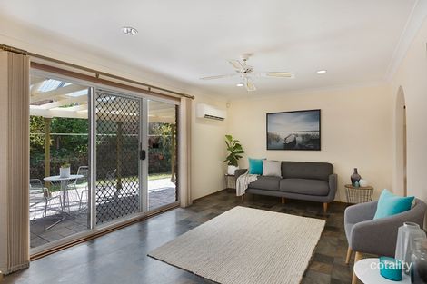 Property photo of 6 Silky Oak Close Green Point NSW 2251