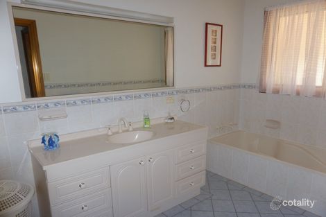 Property photo of 48 Field Road Parkes NSW 2870