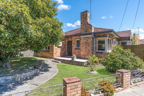 1a Grace Ct, Herne Hill, VIC 3218