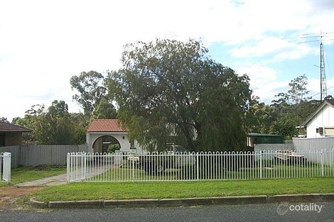 Property photo of 11 Cara Road Greenmount WA 6056