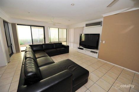 Property photo of 22 Mapelton Circuit Parkinson QLD 4115