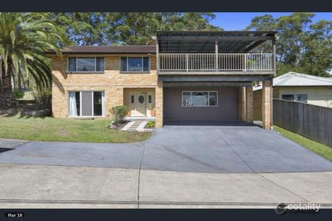 Property photo of 178 Avoca Drive Green Point NSW 2251