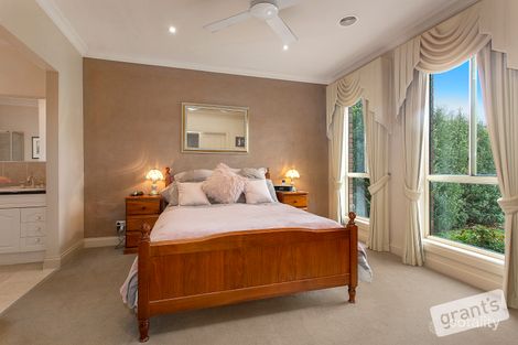 Property photo of 24 The Strand Narre Warren South VIC 3805
