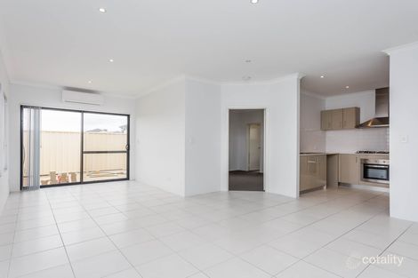Property photo of 12 Borale Retreat Darch WA 6065