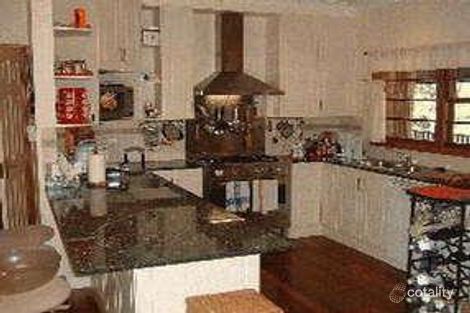 Property photo of 34 Lindeman Close Eleebana NSW 2282