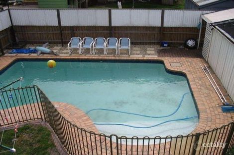 Property photo of 100 Dianne Avenue Craigieburn VIC 3064