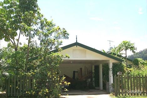 2 Sycamore Cl, Redlynch, QLD 4870