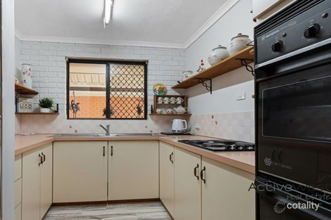 Property photo of 2/1 Sardam Place Mahomets Flats WA 6530