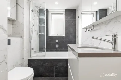 Property photo of 8/179 Ocean Street Narrabeen NSW 2101