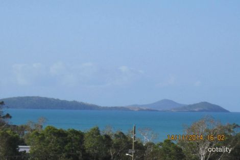 Property photo of 21/2 Eshelby Drive Cannonvale QLD 4802