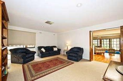 Property photo of 9 Coolabah Drive Eltham VIC 3095