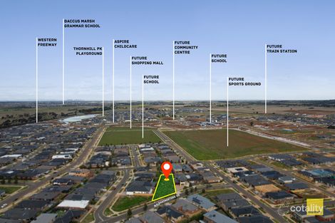 Property photo of 9 Basingstoke Road Thornhill Park VIC 3335