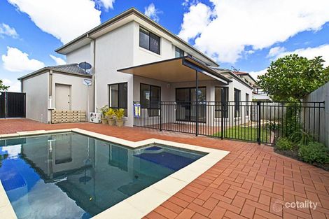 Property photo of 89 Highcrest Circuit Molendinar QLD 4214