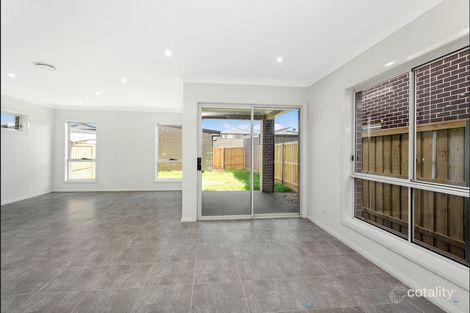 Property photo of 22 Ballina Street Colebee NSW 2761