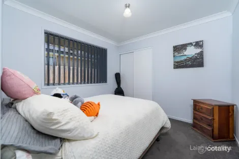 Property photo of 32 Sunrise Crescent Armidale NSW 2350