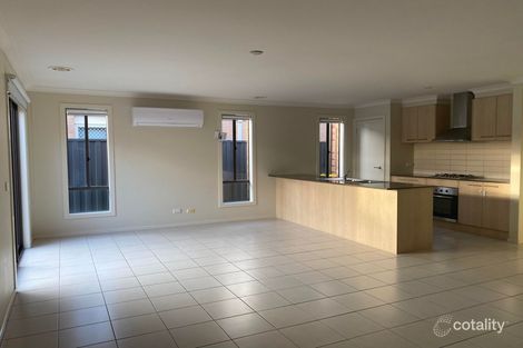 Property photo of 3 Yaralla Street Tarneit VIC 3029