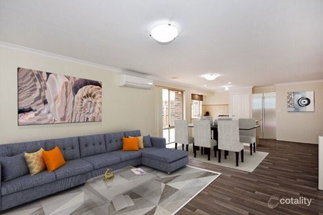 35 Bancombe Cres, Ellenbrook, WA 6069