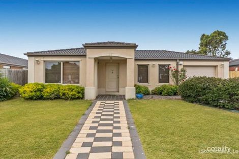 Property photo of 15 Sing Crescent Berwick VIC 3806