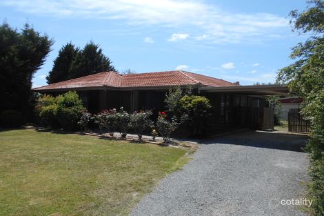 Property photo of 1 Merton Court Endeavour Hills VIC 3802