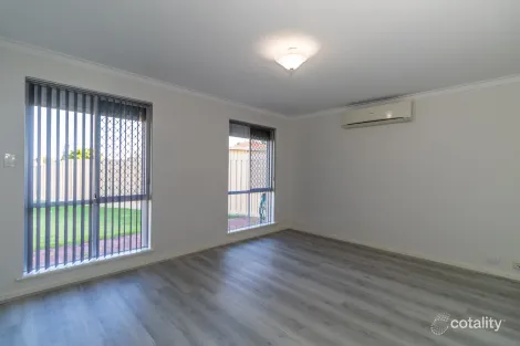 Property photo of 15A Narwood Place Midvale WA 6056