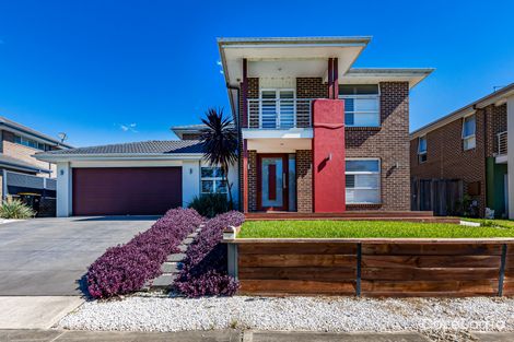 Property photo of 33 Greenlink Drive Glenmore Park NSW 2745