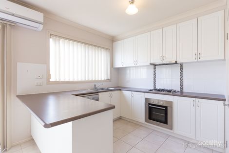 Property photo of 5/6A Iris Place Pakenham VIC 3810
