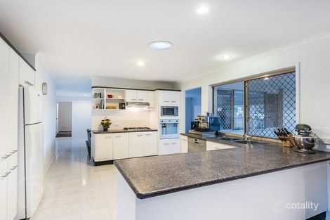 Property photo of 1 Sarandon Close McDowall QLD 4053