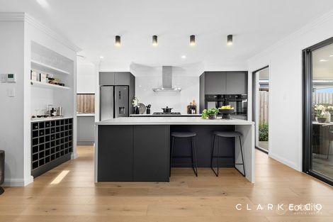 Property photo of 64 Settlers Boulevard Chisholm NSW 2322