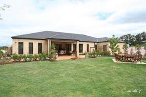 42 Zoe Louise Dr, Healesville, VIC 3777