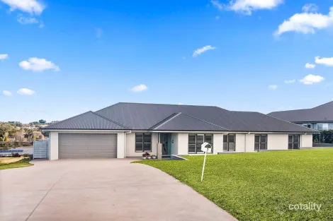 Property photo of 7 Snowy Gum Rise Moss Vale NSW 2577