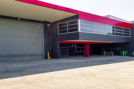 1/13 Bluett Dr, Smeaton Grange, NSW 2567