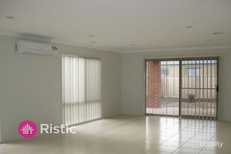 Property photo of 14 Tusmore Road Point Cook VIC 3030