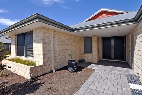 Property photo of 11 Hartley Pass Ellenbrook WA 6069