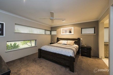 Property photo of 4 Lorne Bend Secret Harbour WA 6173
