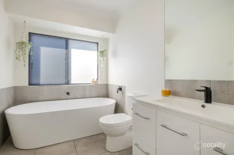Property photo of 65 Barrbal Drive Bonnie Doon QLD 4873