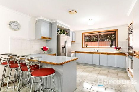 Property photo of 56 Grenda Drive Mill Park VIC 3082