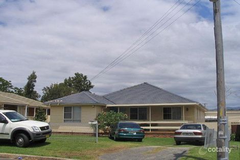17 Day St, Lake Illawarra, NSW 2528