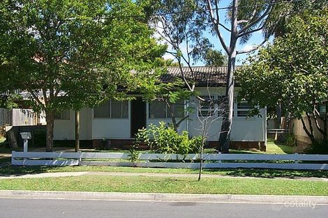 Property photo of 8 Middle Street Labrador QLD 4215