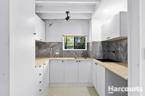 Property photo of 21 Gibbs Street Urangan QLD 4655