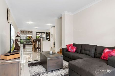 Property photo of 8 Acton Lane Holsworthy NSW 2173